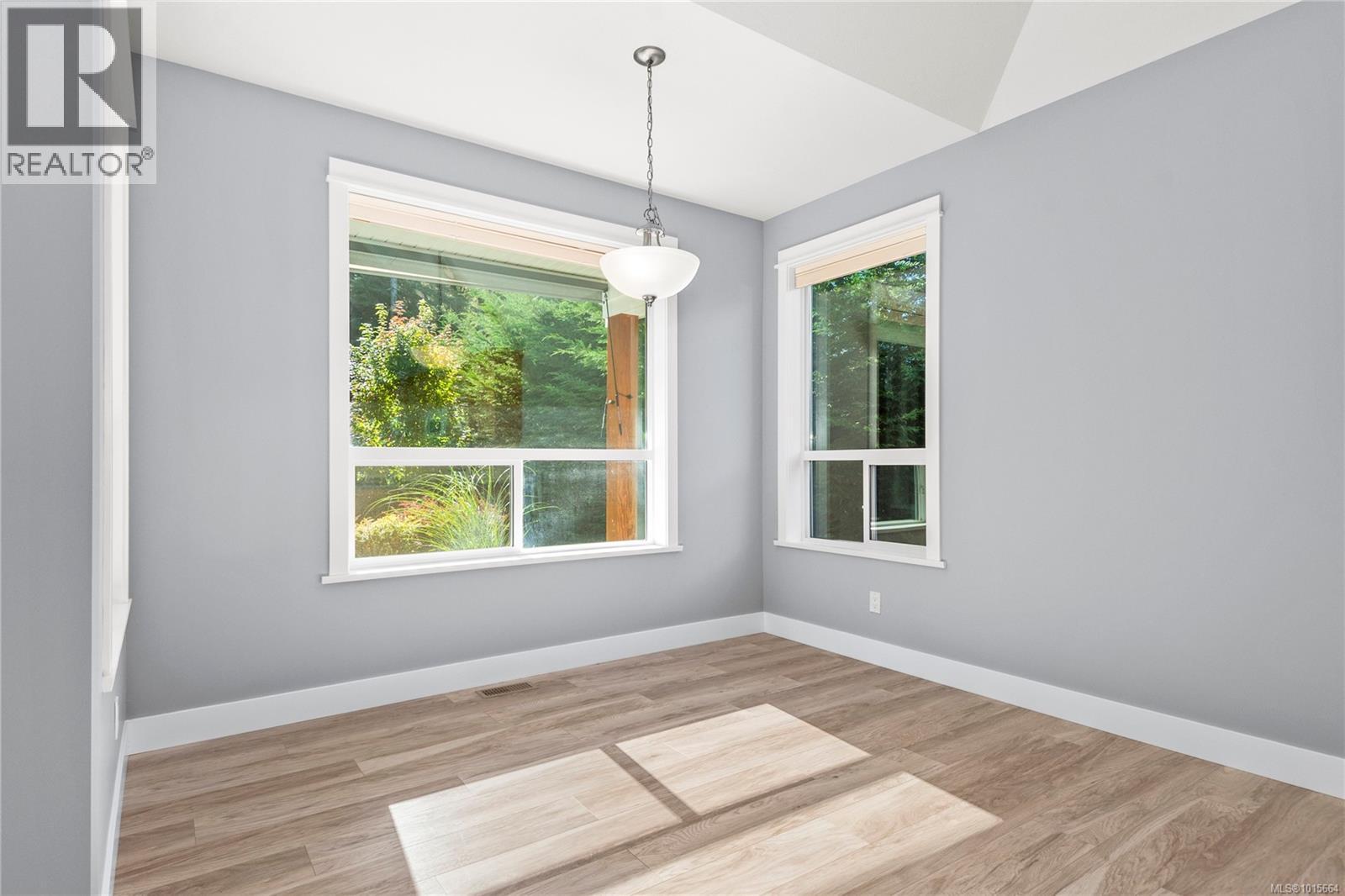 438 Legacy Dr, Campbell River