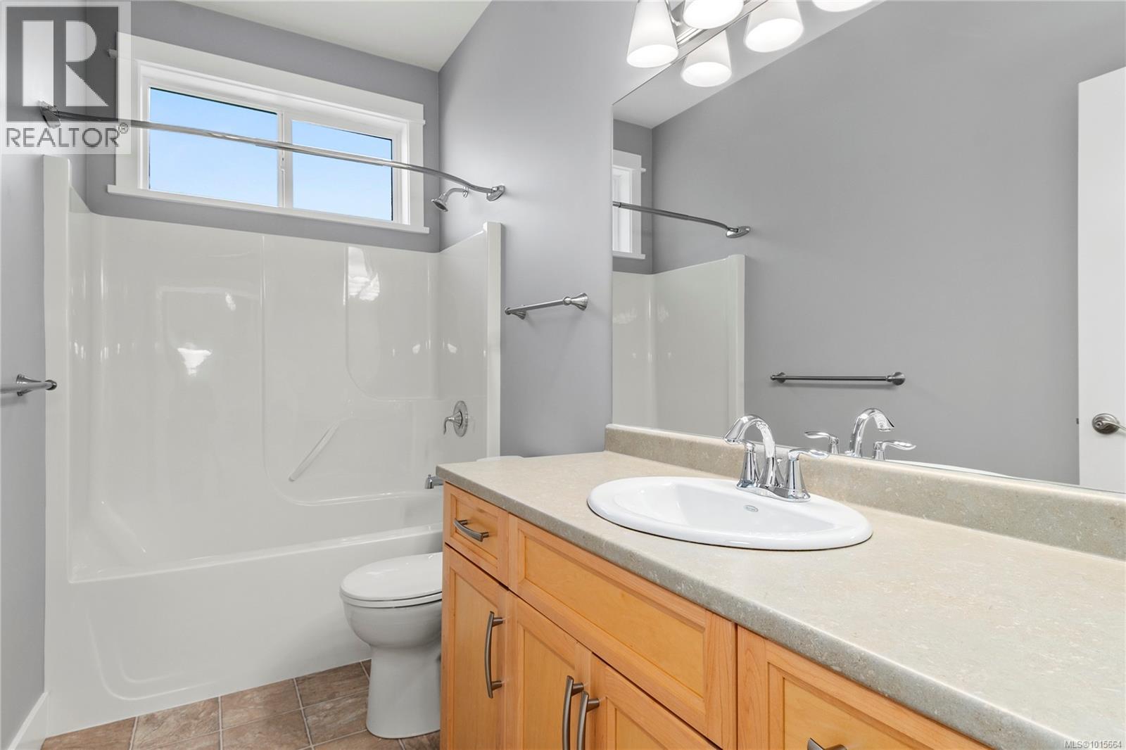 438 Legacy Dr, Campbell River