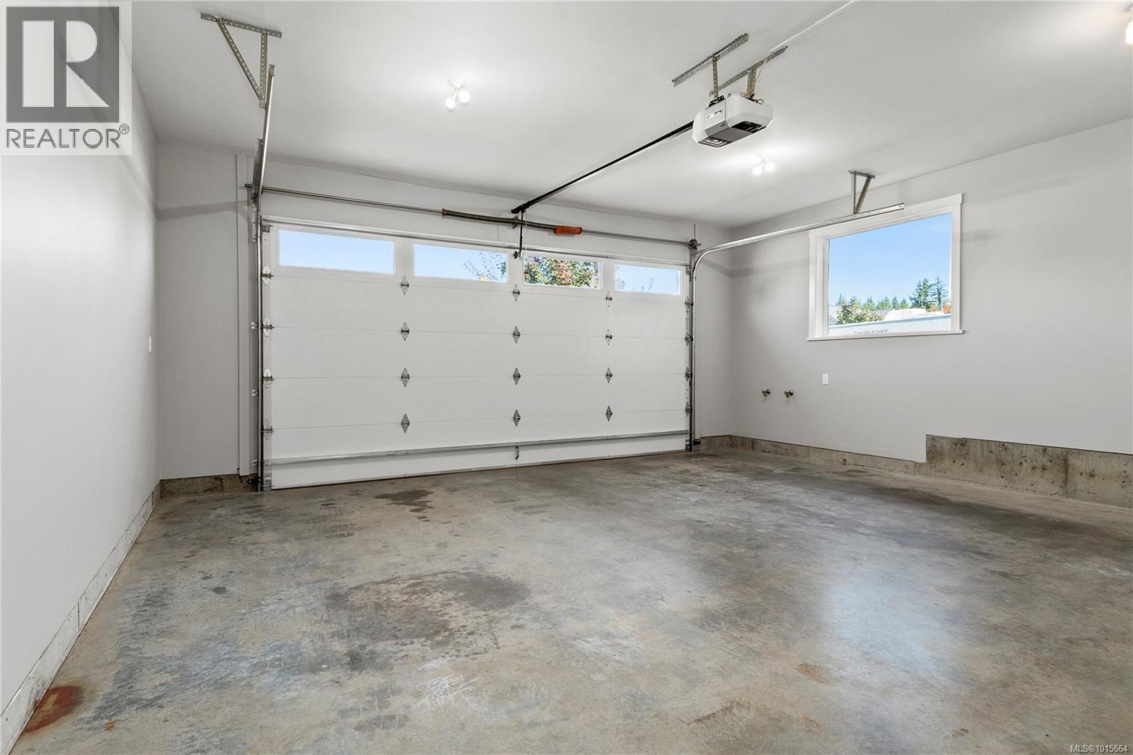 438 Legacy Dr, Campbell River