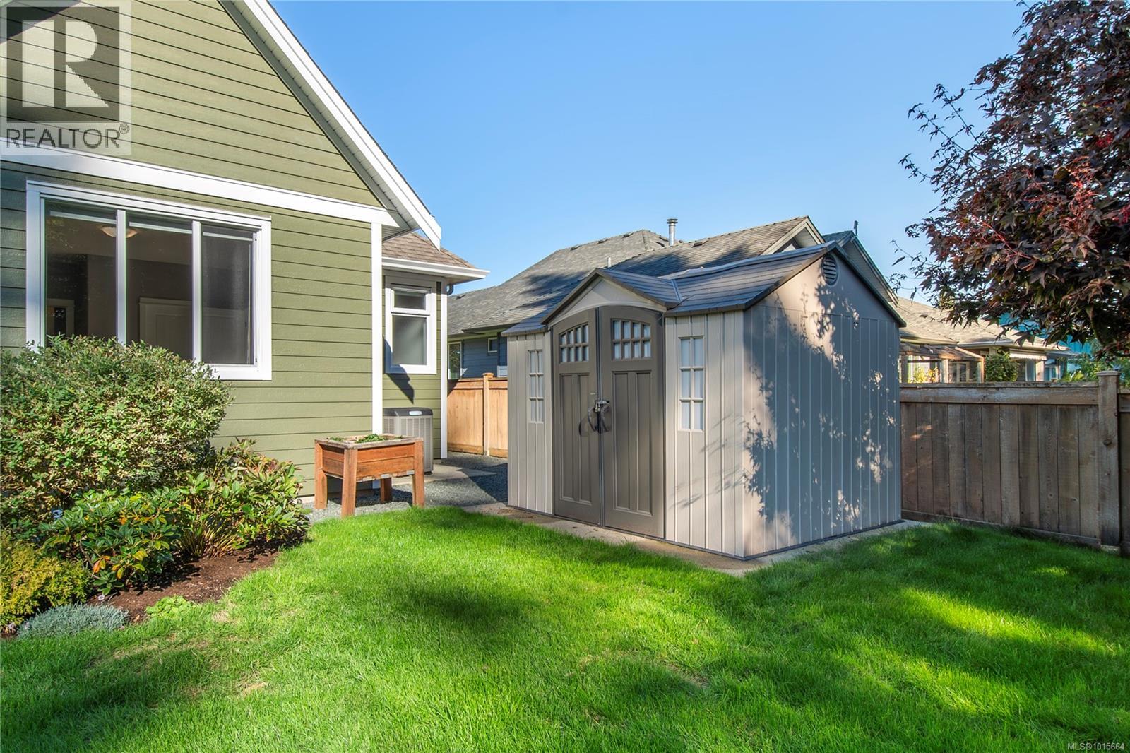 438 Legacy Dr, Campbell River