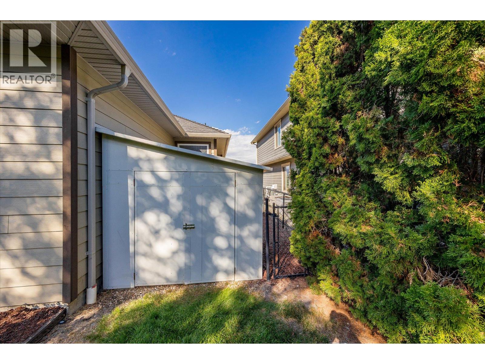  607 Quarry Avenue, Kelowna