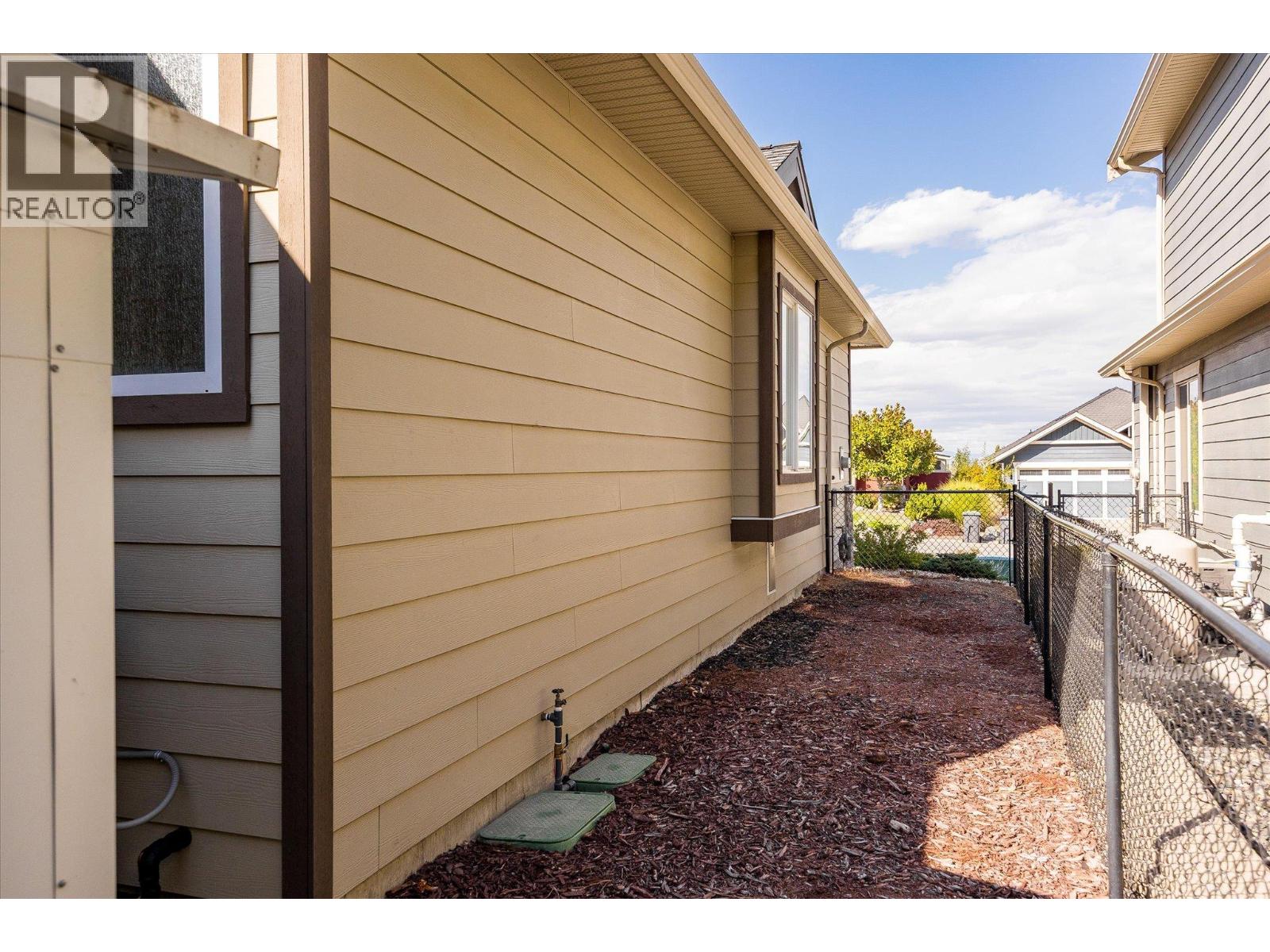  607 Quarry Avenue, Kelowna