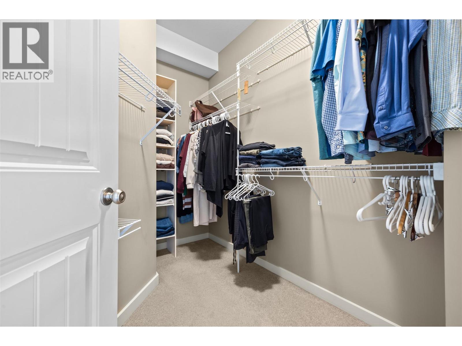  607 Quarry Avenue, Kelowna