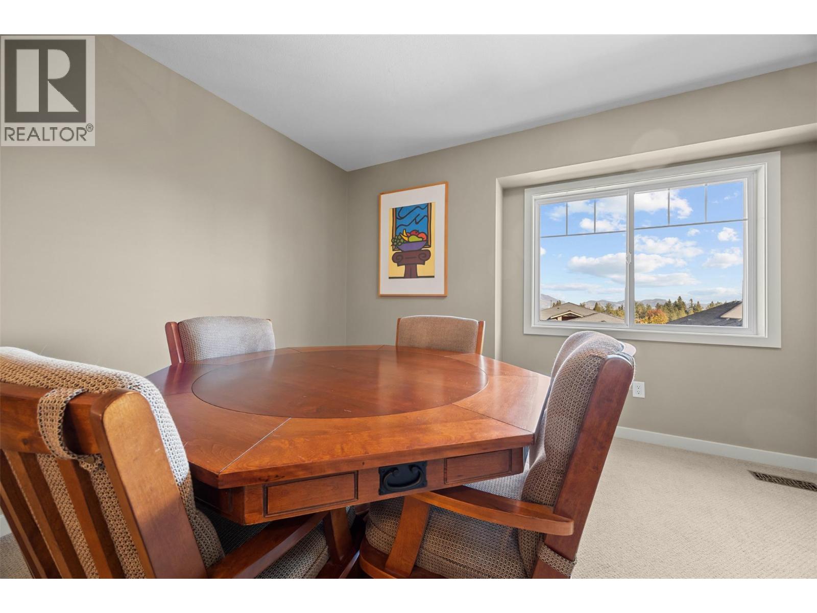  607 Quarry Avenue, Kelowna