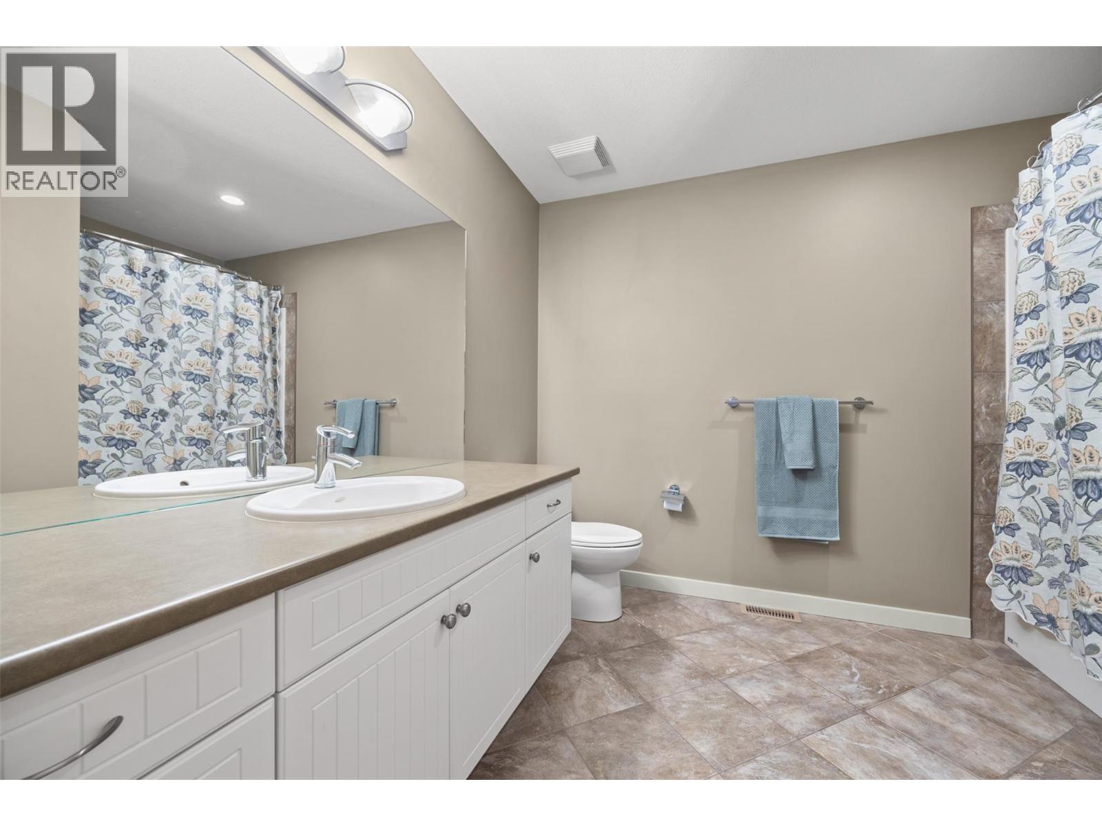  607 Quarry Avenue, Kelowna