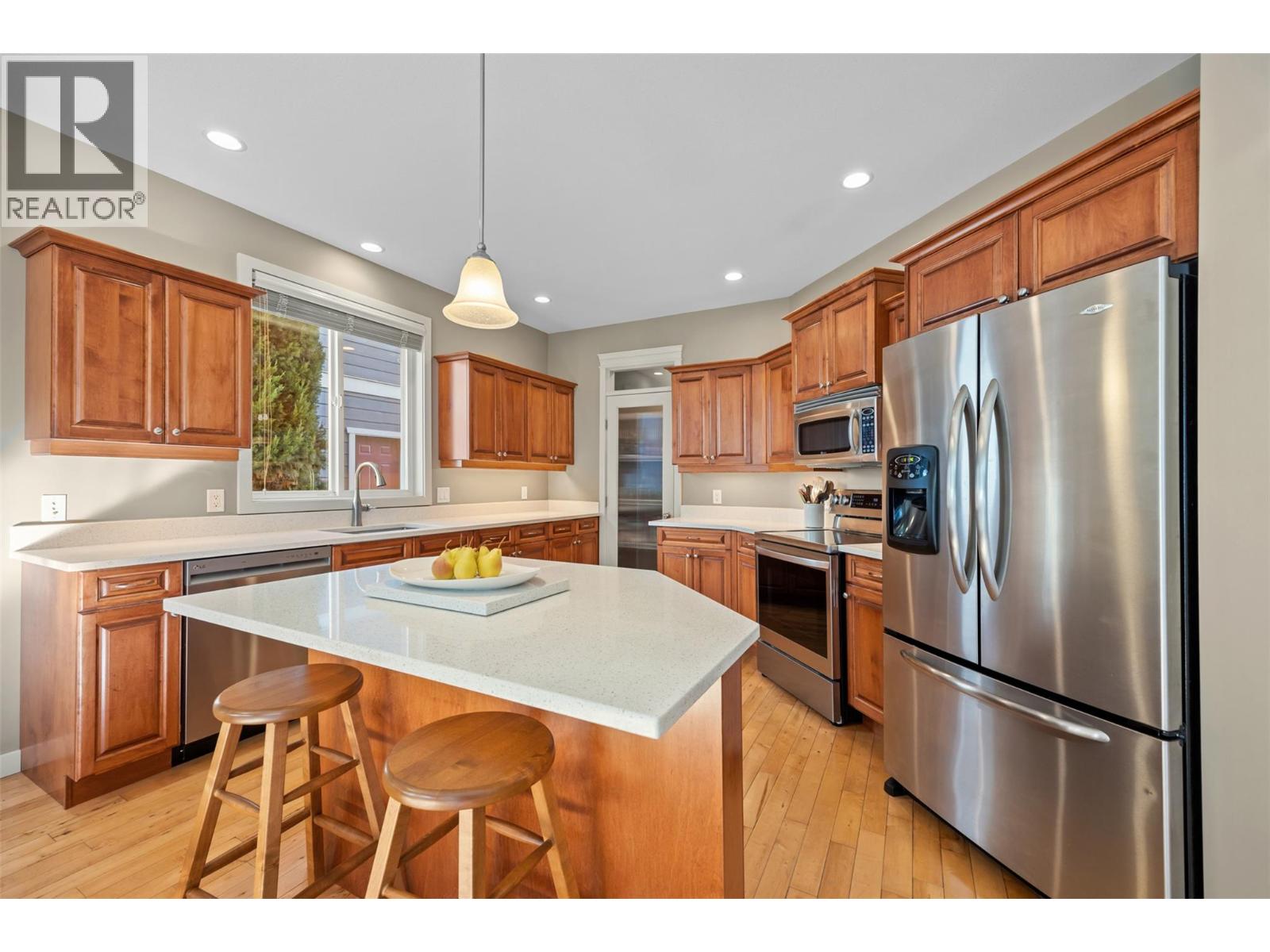  607 Quarry Avenue, Kelowna