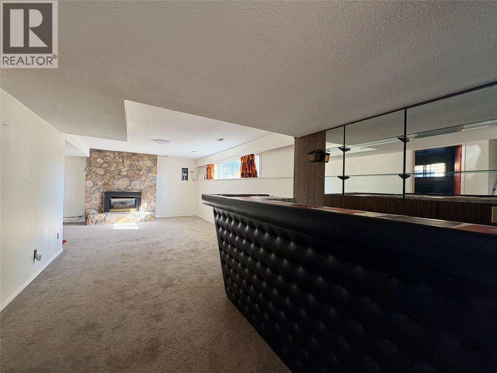  1738 Smithson Drive, Kelowna