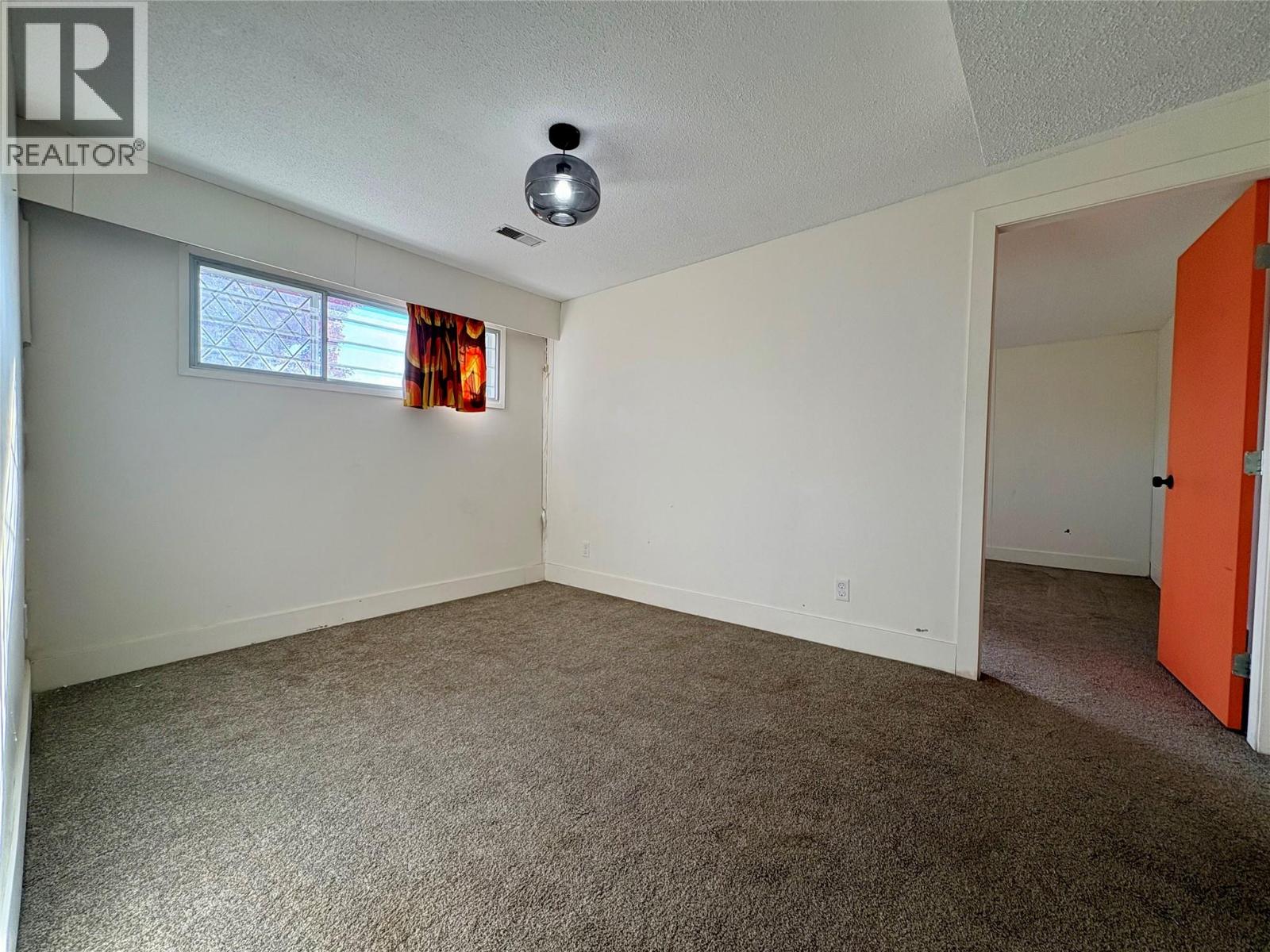  1738 Smithson Drive, Kelowna