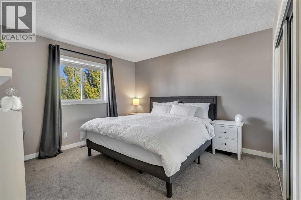 Single Family House 4 Level for Sale in  Coventry Place NE Coventry Hills Calgary 