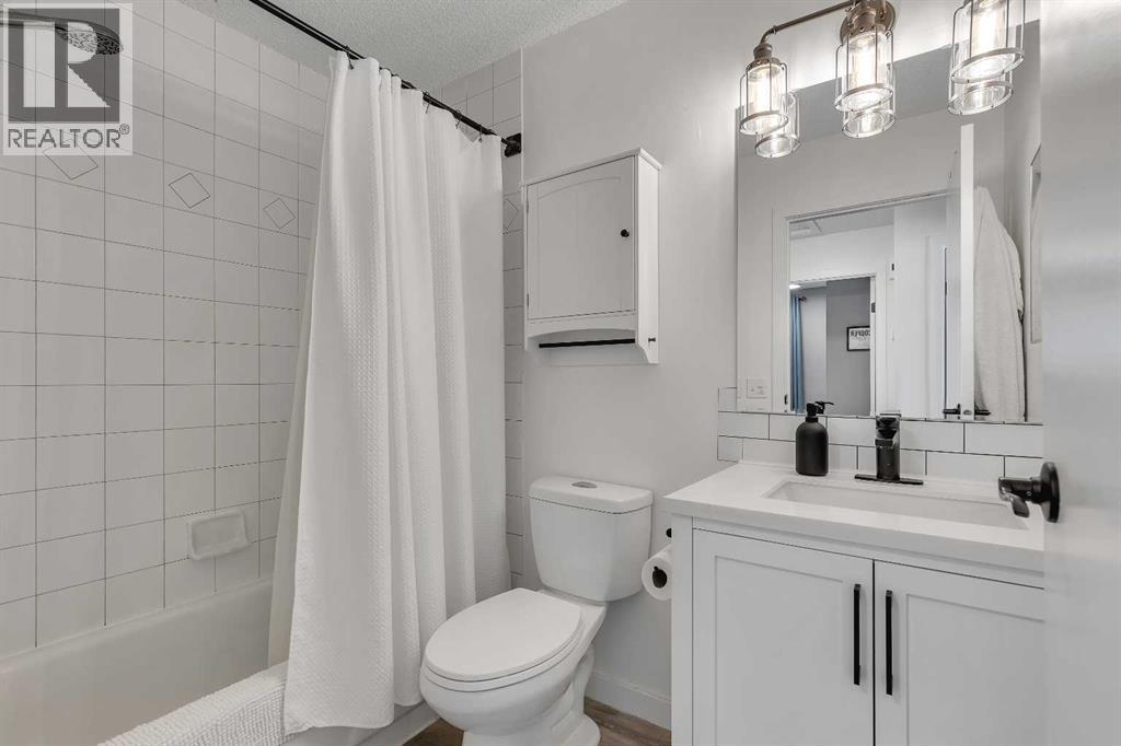 Single Family House 4 Level for Sale in  Coventry Place NE Coventry Hills Calgary 