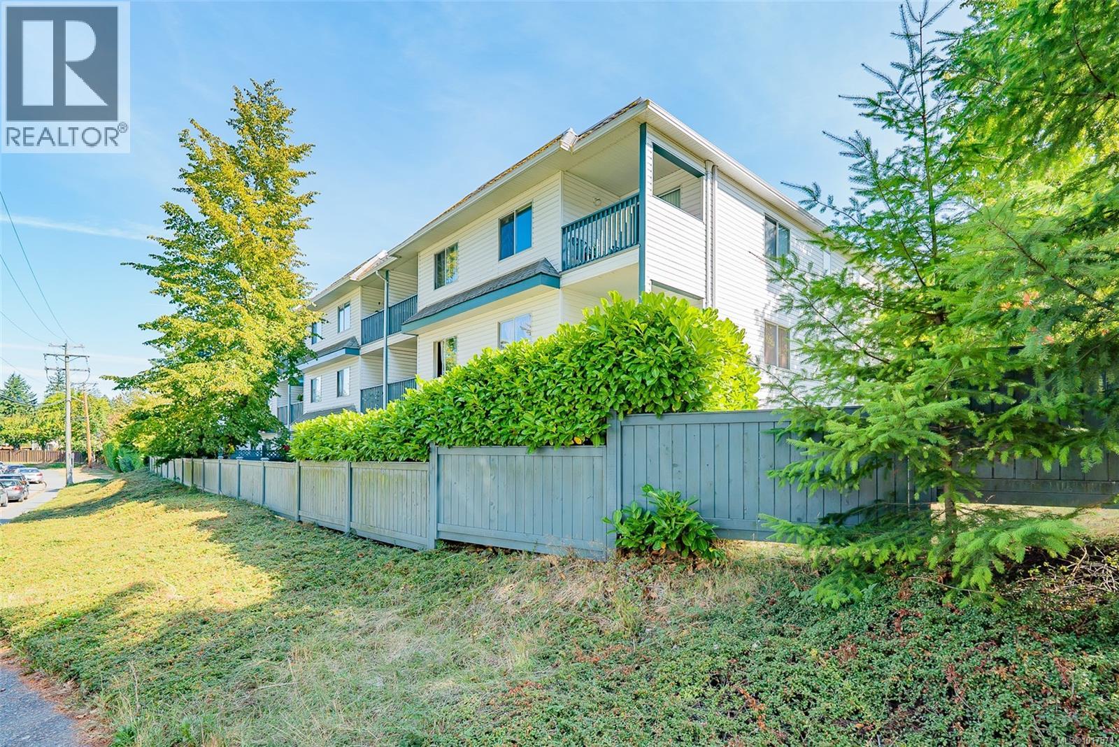 #202 3089 Barons Rd - 14