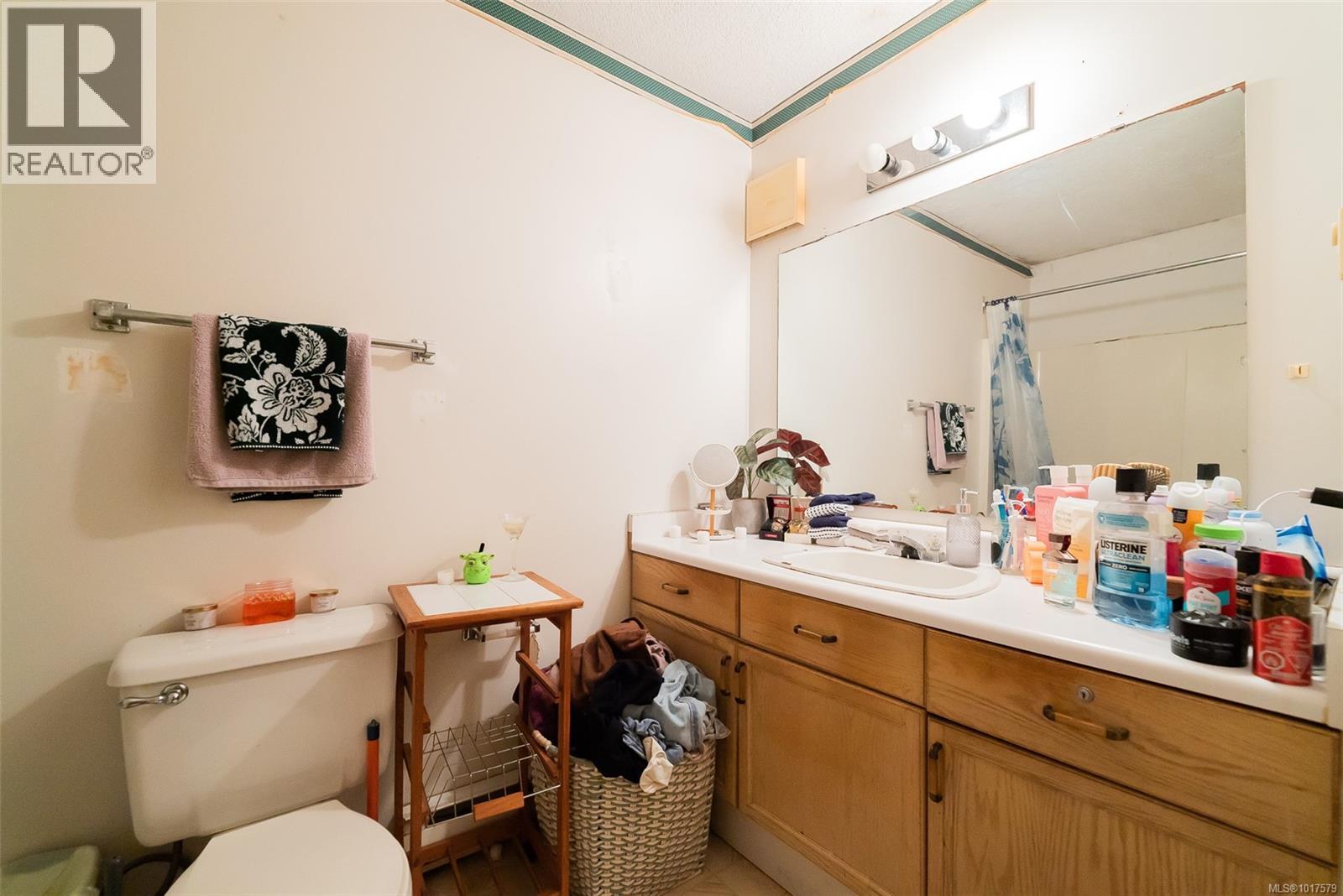 #202 3089 Barons Rd - 21