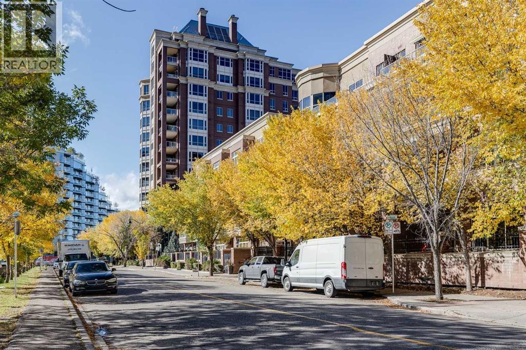 Single Family House High rise for Sale in   Princeton Way SW Eau Claire Calgary 