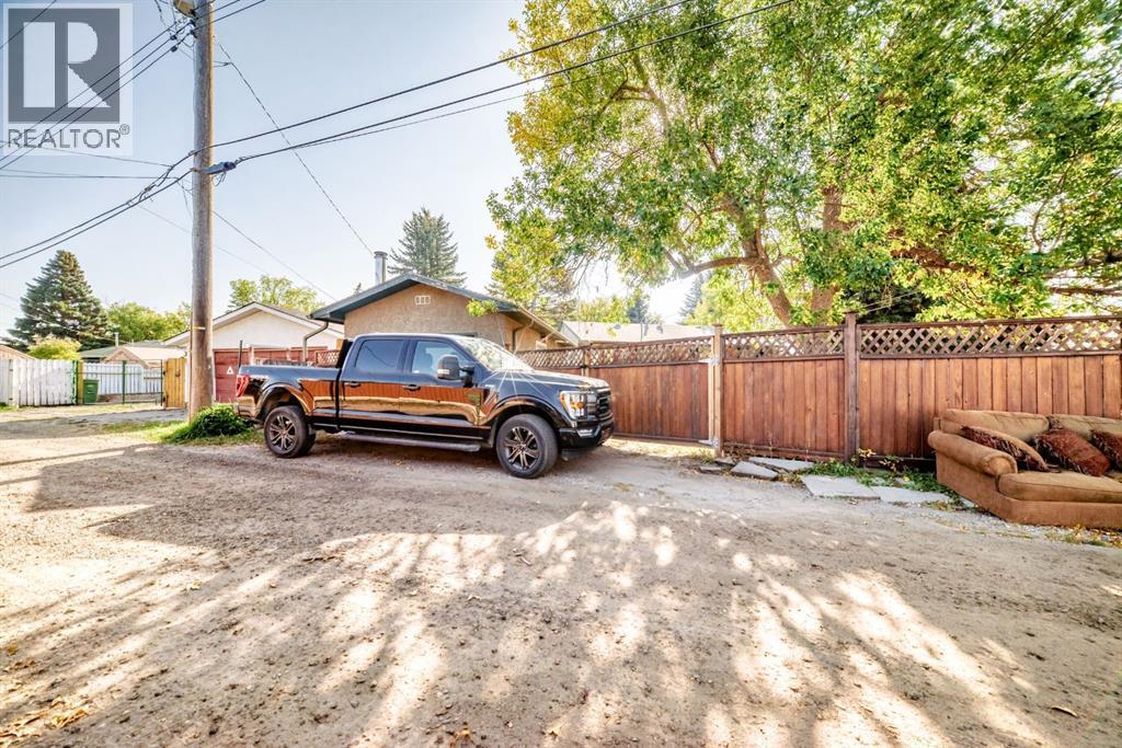 Single Family House Bungalow for Sale in  Fir Drive SE Southview Calgary 