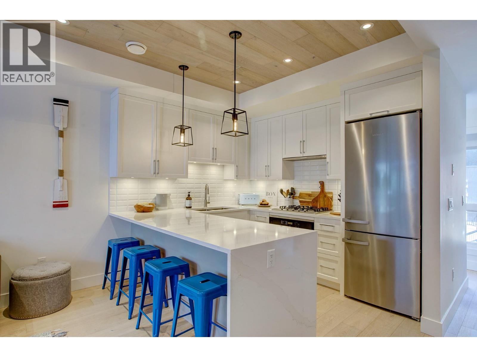 102 1308 Richter Street, Kelowna