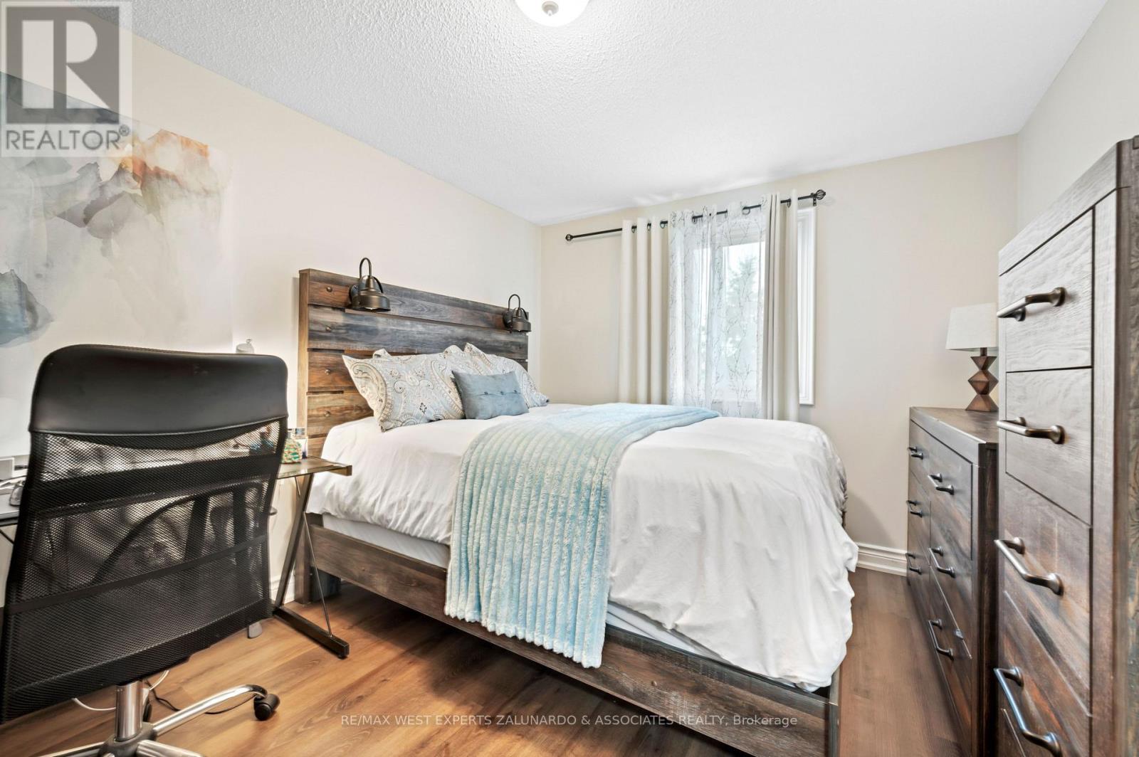 Single Family House for Sale in  WALLACE DRIVE Barrie (Northwest) 