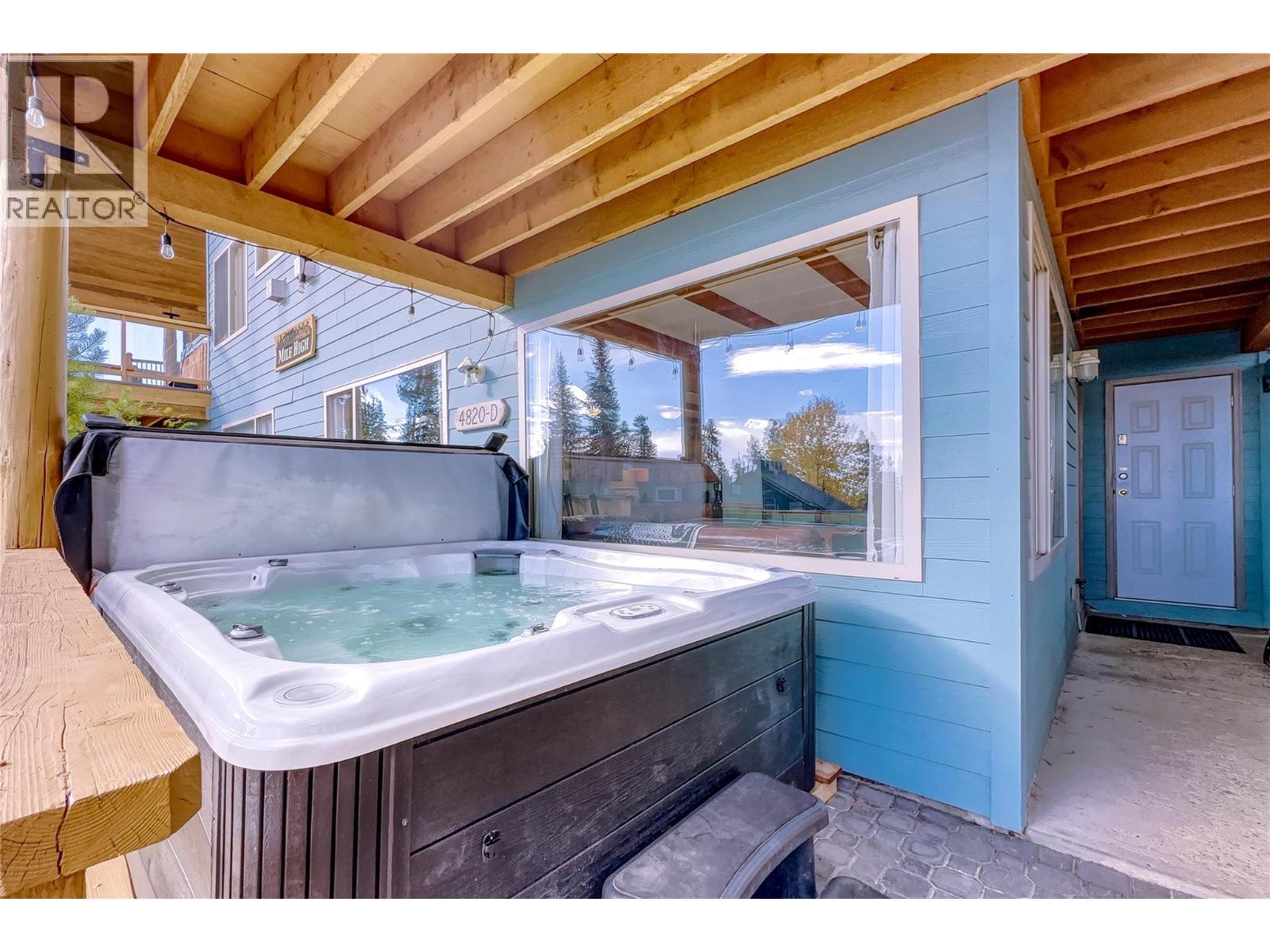 D 4820 Snowpines Road, Big White