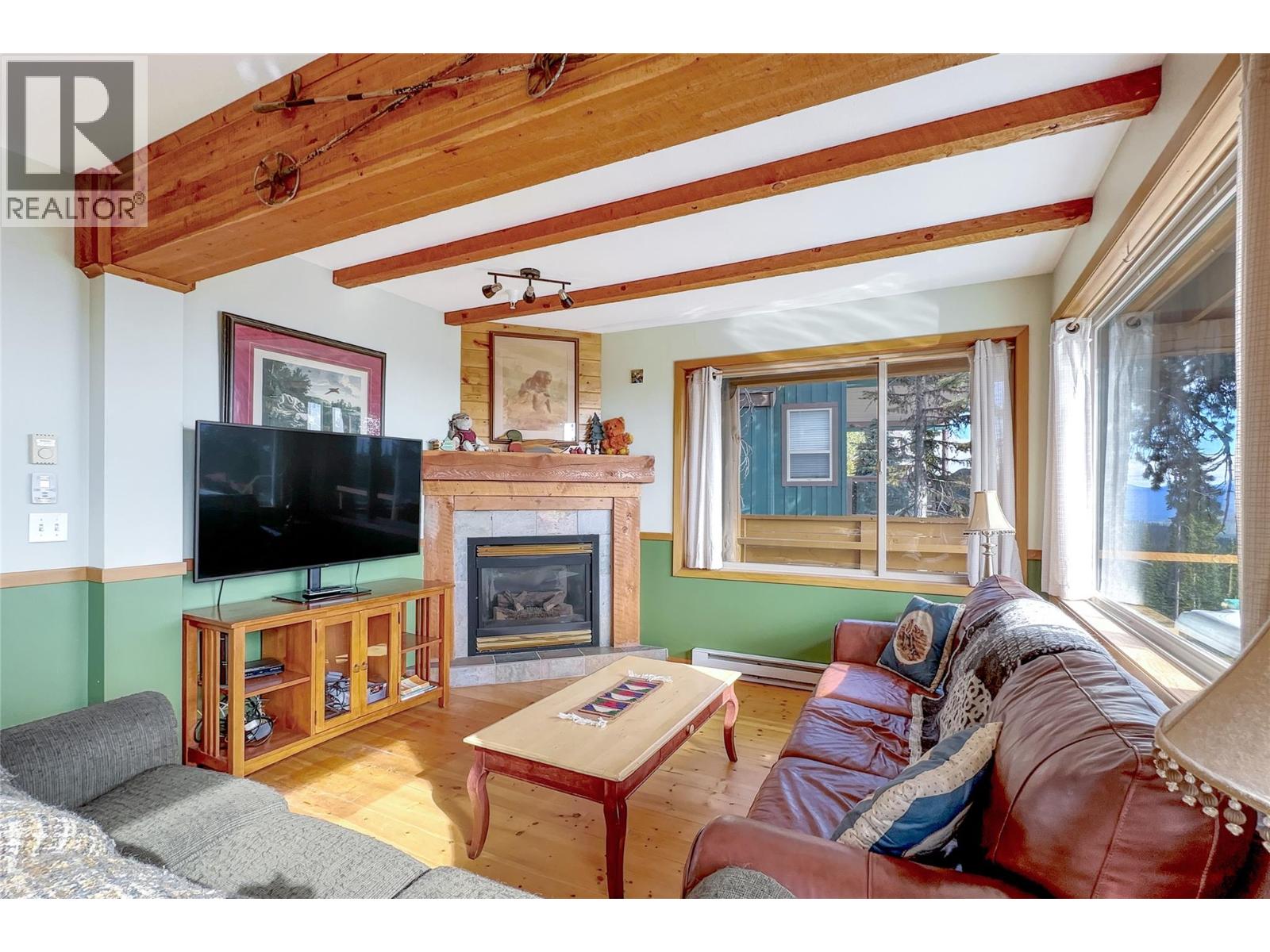 D 4820 Snowpines Road, Big White