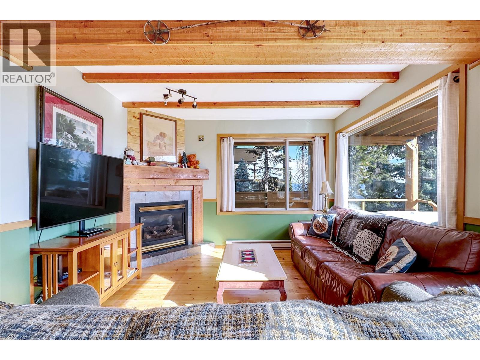 D 4820 Snowpines Road, Big White