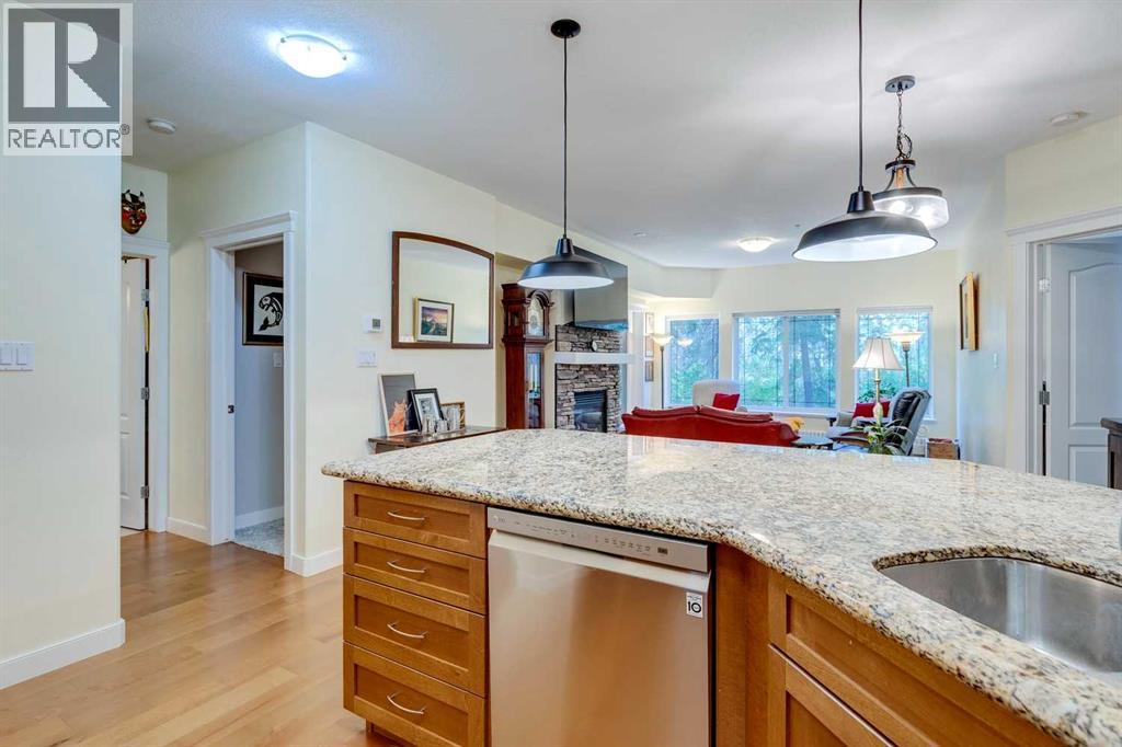 Single Family House for Sale in   Discovery Ridge Close SW Discovery Ridge Calgary 
