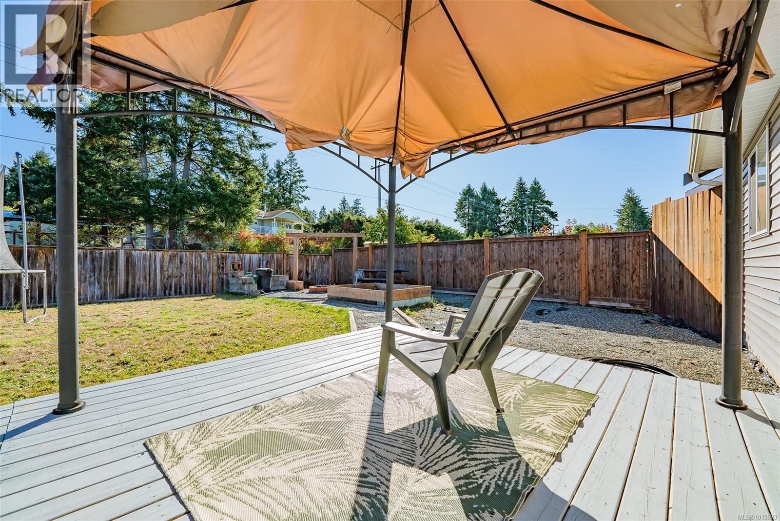 2174 Village Dr, Nanaimo