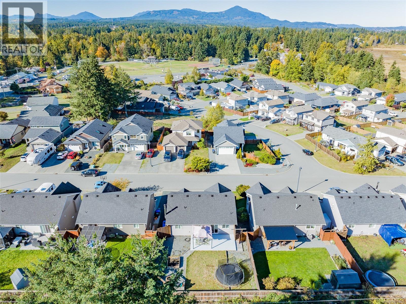 2174 Village Dr, Nanaimo