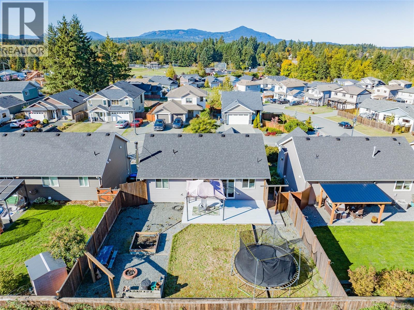 2174 Village Dr, Nanaimo