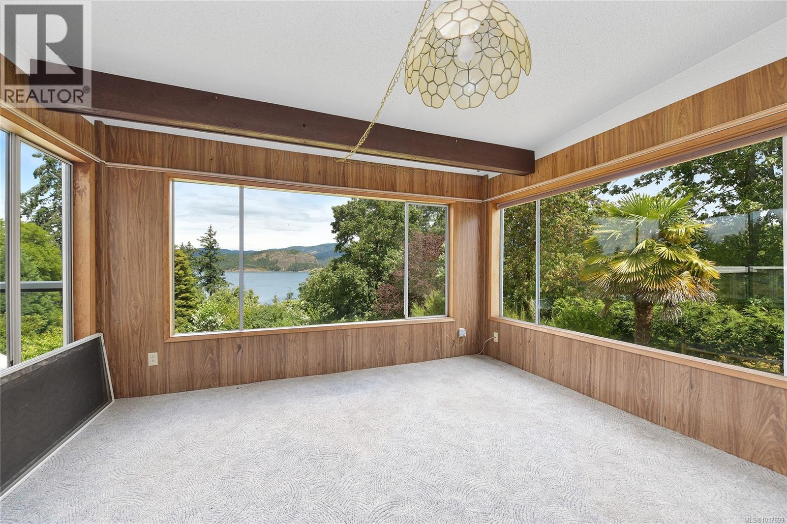 1125 Fairbanks Rd, Duncan