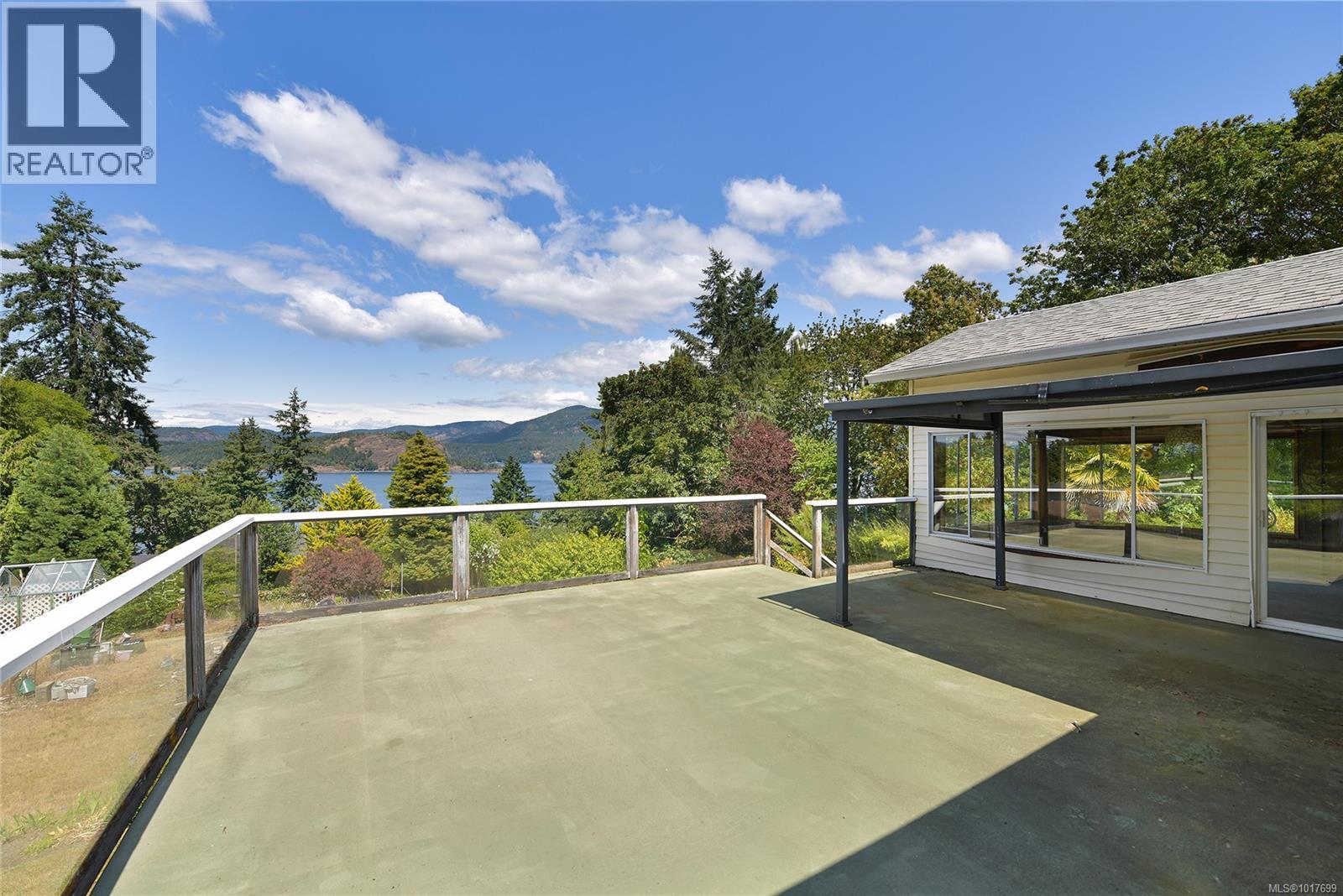 1125 Fairbanks Rd, Duncan