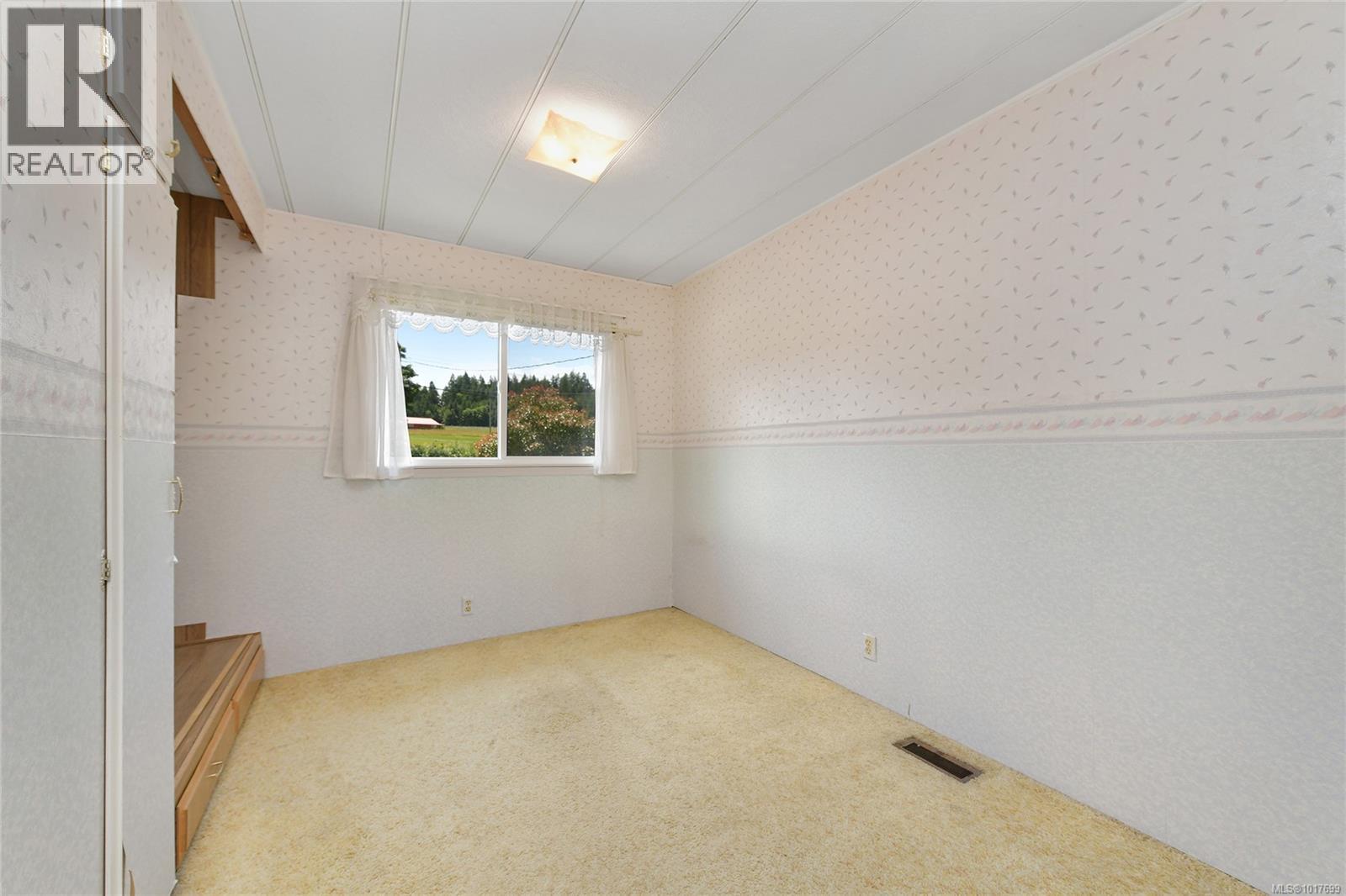 1125 Fairbanks Rd, Duncan