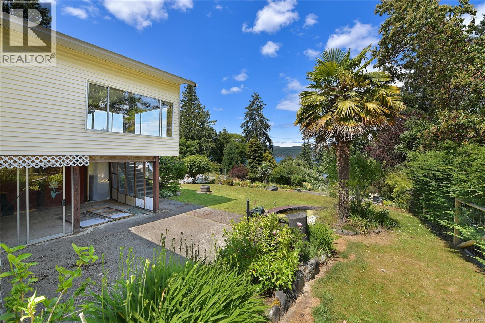 1125 Fairbanks Rd, Duncan