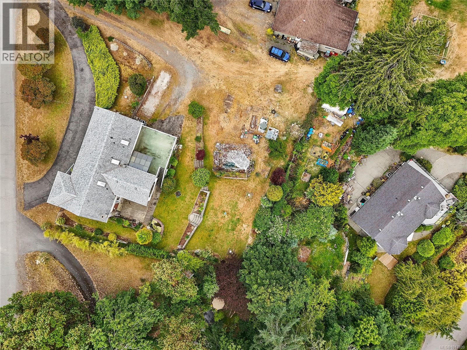 1125 Fairbanks Rd, Duncan