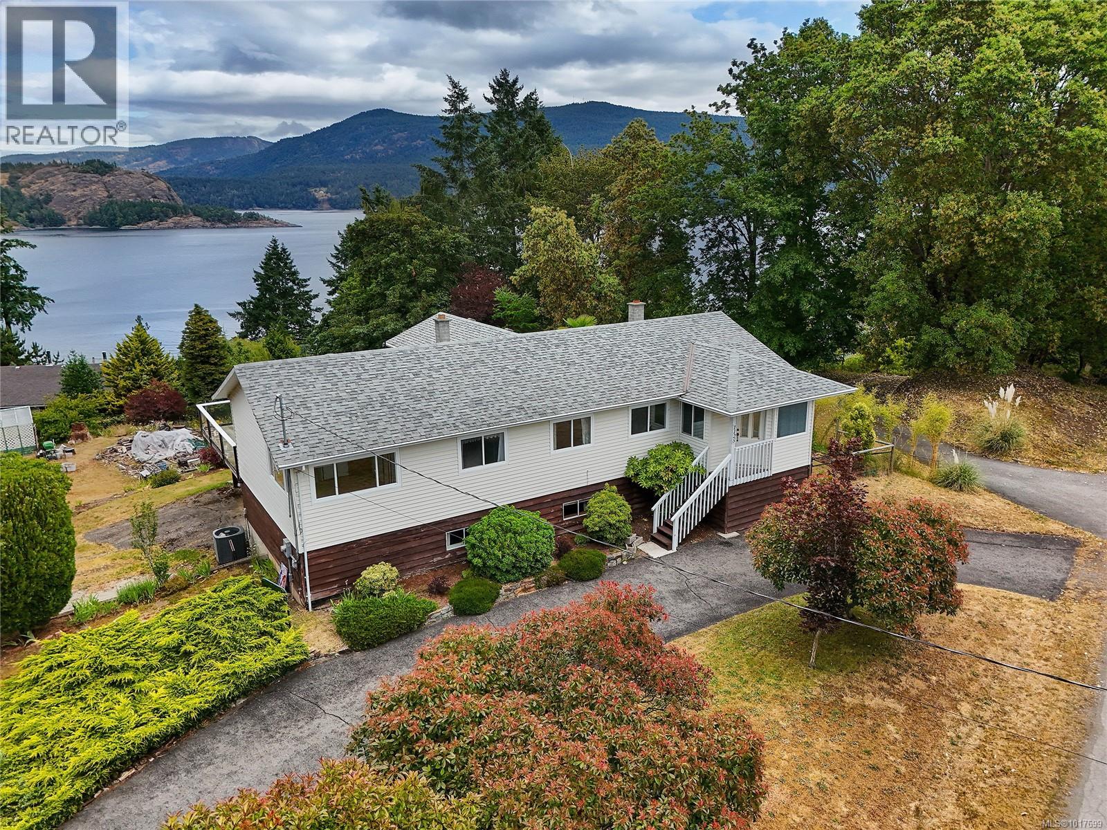 1125 Fairbanks Rd, Duncan