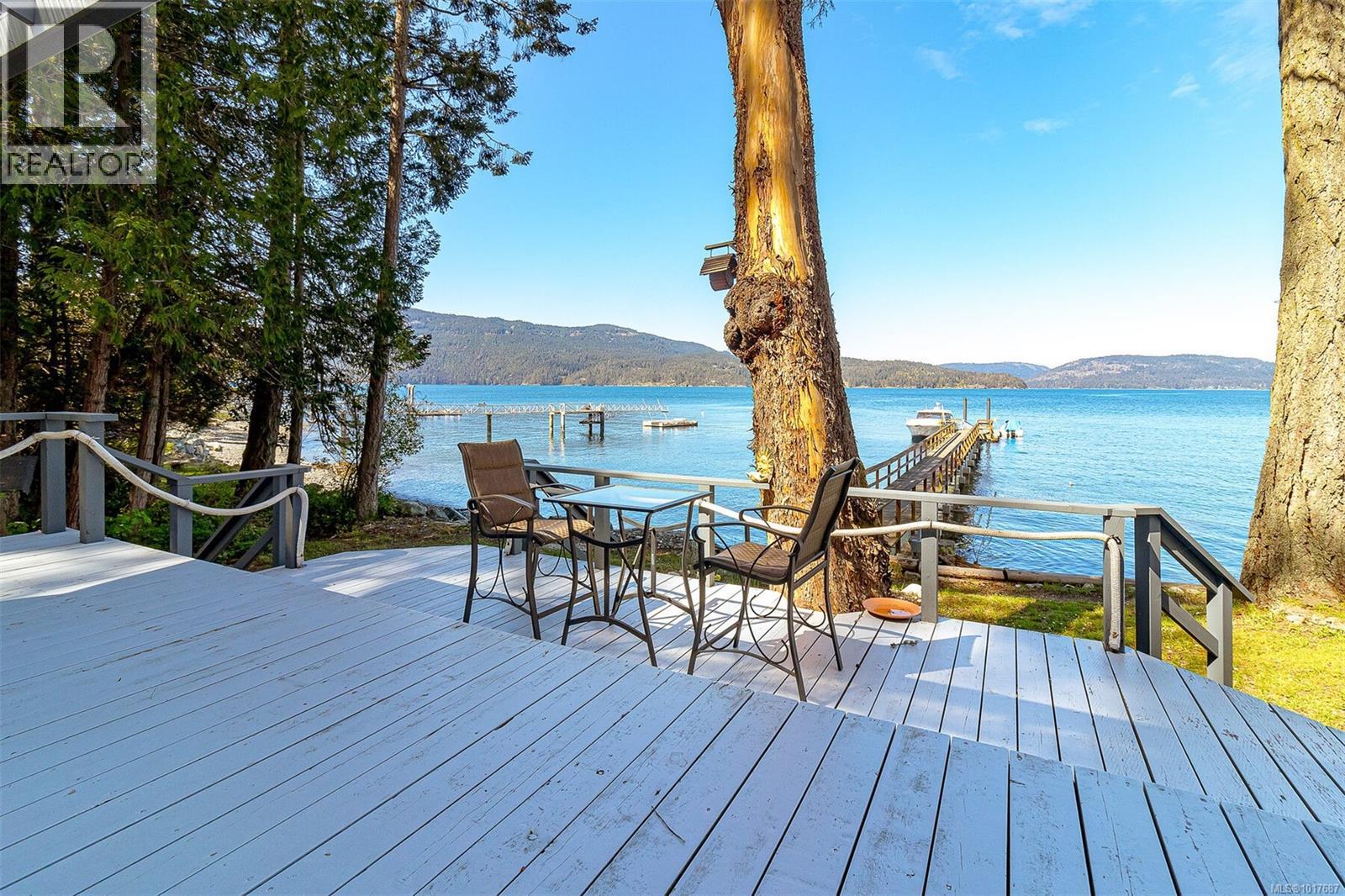  109 McKenzie Crescent, Piers Island