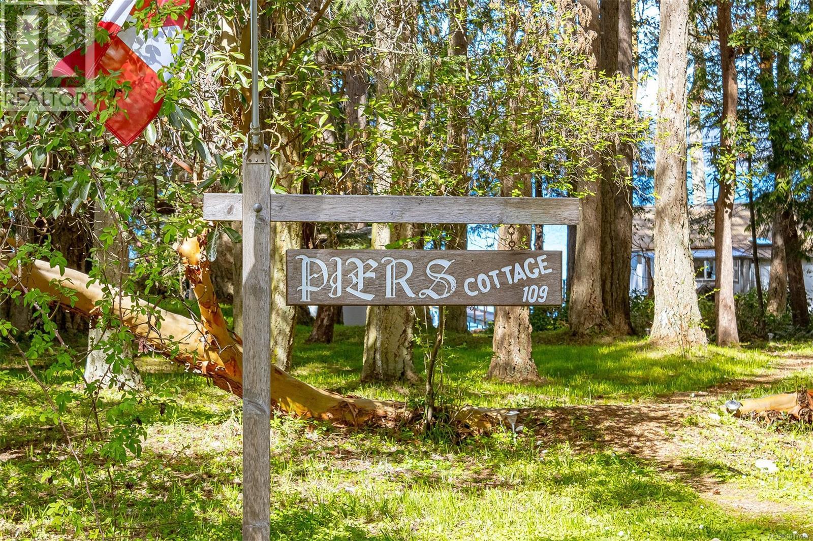  109 McKenzie Crescent, Piers Island