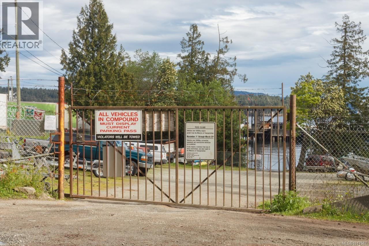  109 McKenzie Crescent, Piers Island