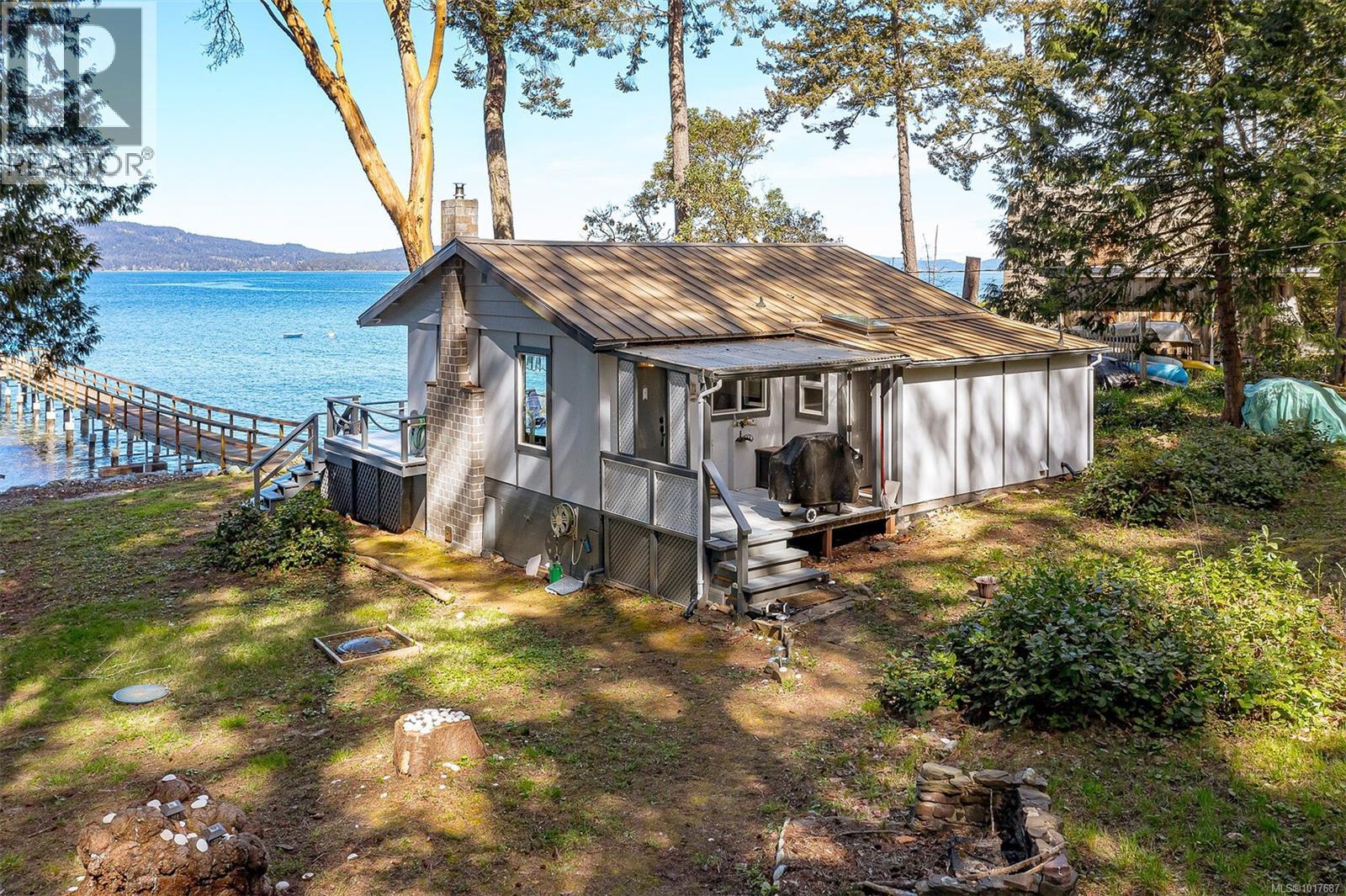  109 McKenzie Crescent, Piers Island