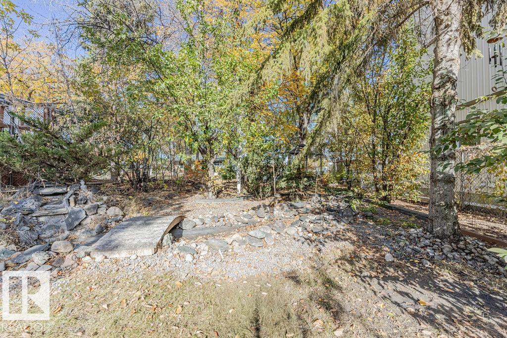 12339 89 ST NW NW, Edmonton