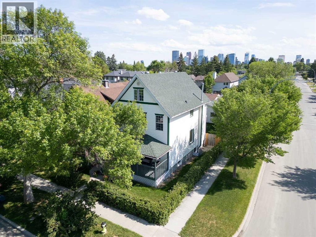 Single Family House for Sale in   Avenue NW Mount Pleasant Calgary 