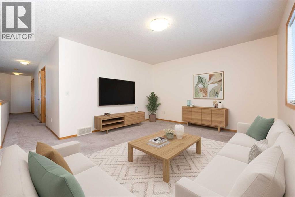 Single Family House for Sale in  Royal Birkdale Crescent NW Royal Oak Calgary 