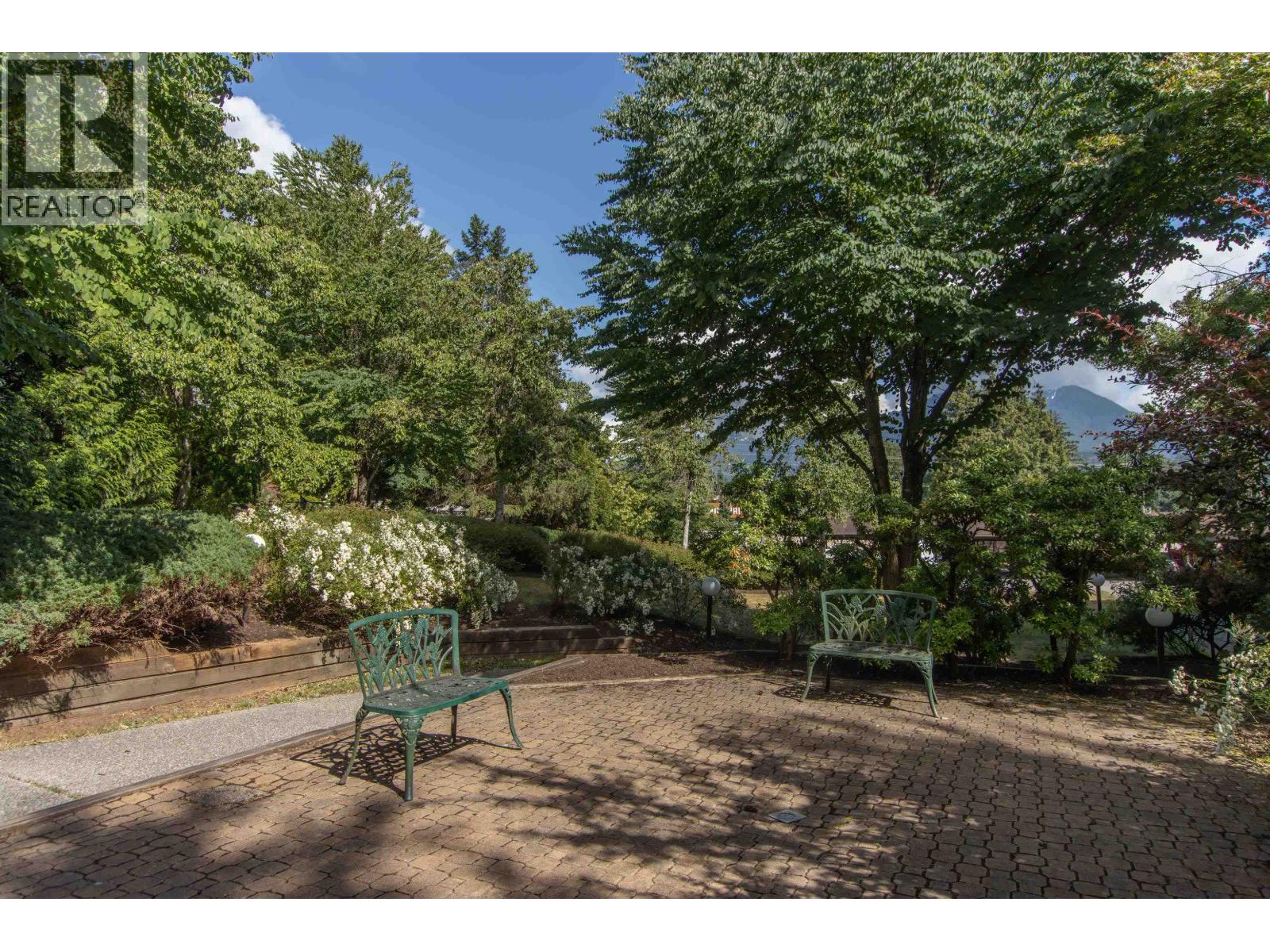 E210 40180 WILLOW CRESCENT, Squamish