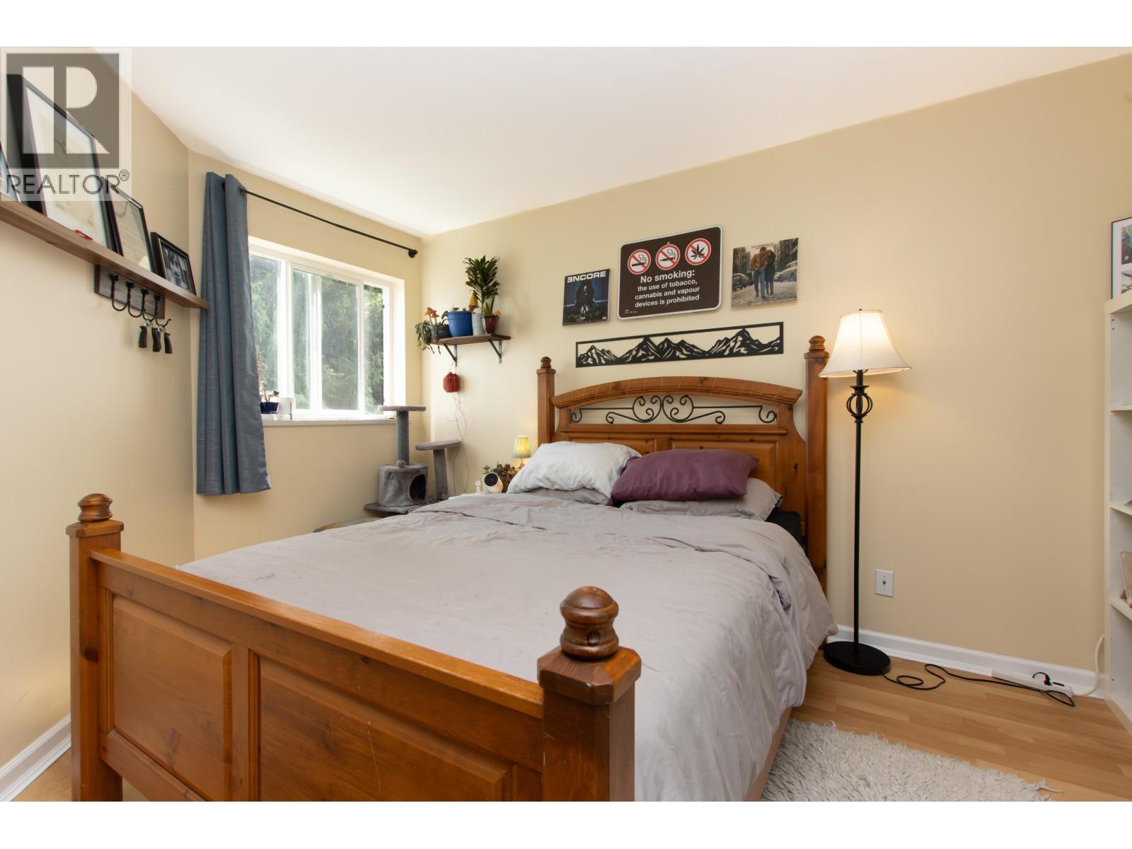 E210 40180 WILLOW CRESCENT, Squamish