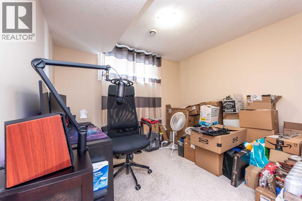 Single Family House for Sale in  Redstone Drive NE Redstone Calgary 