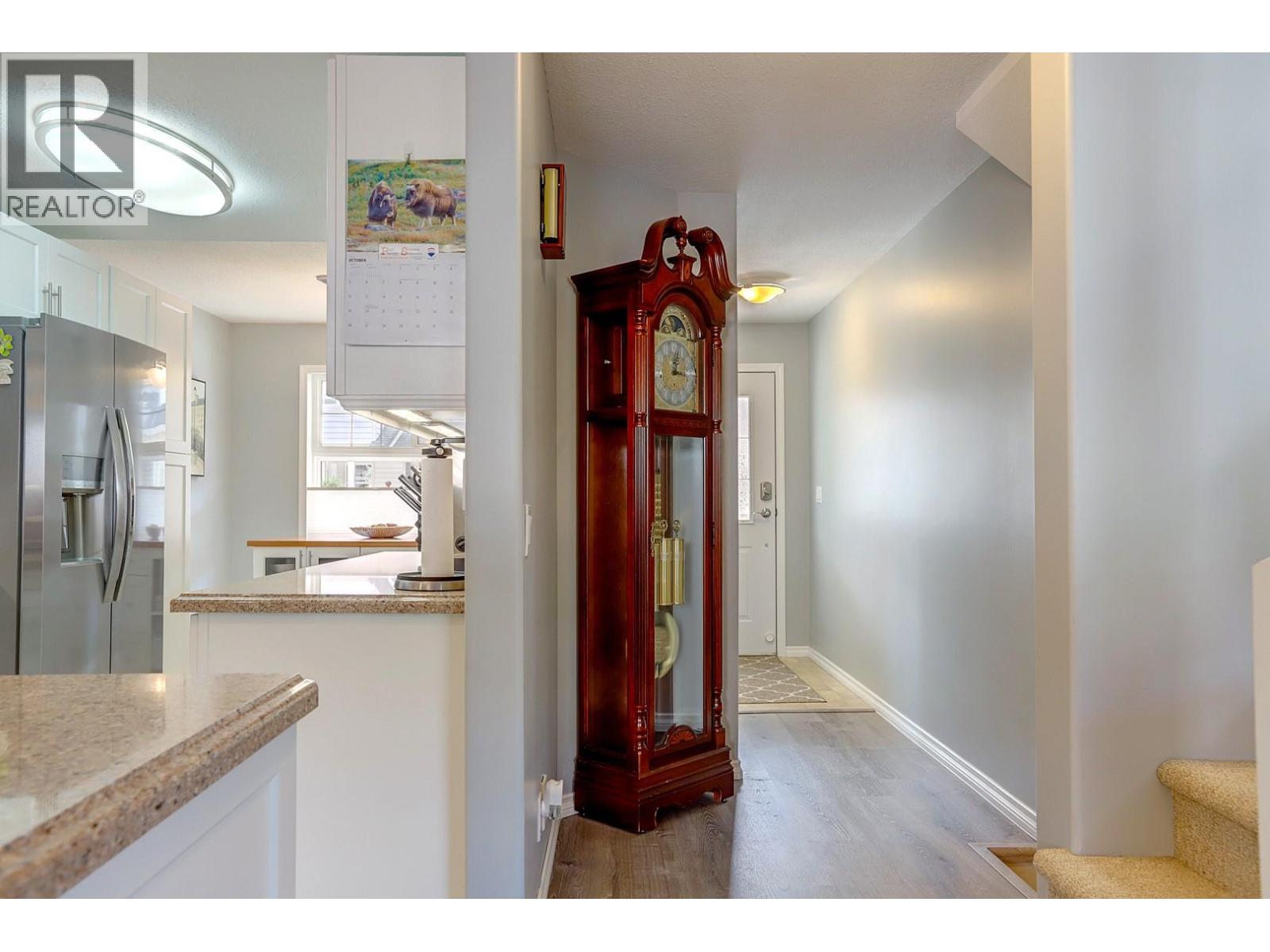 2395 Pleasant Valley Road Unit# 8, Armstrong