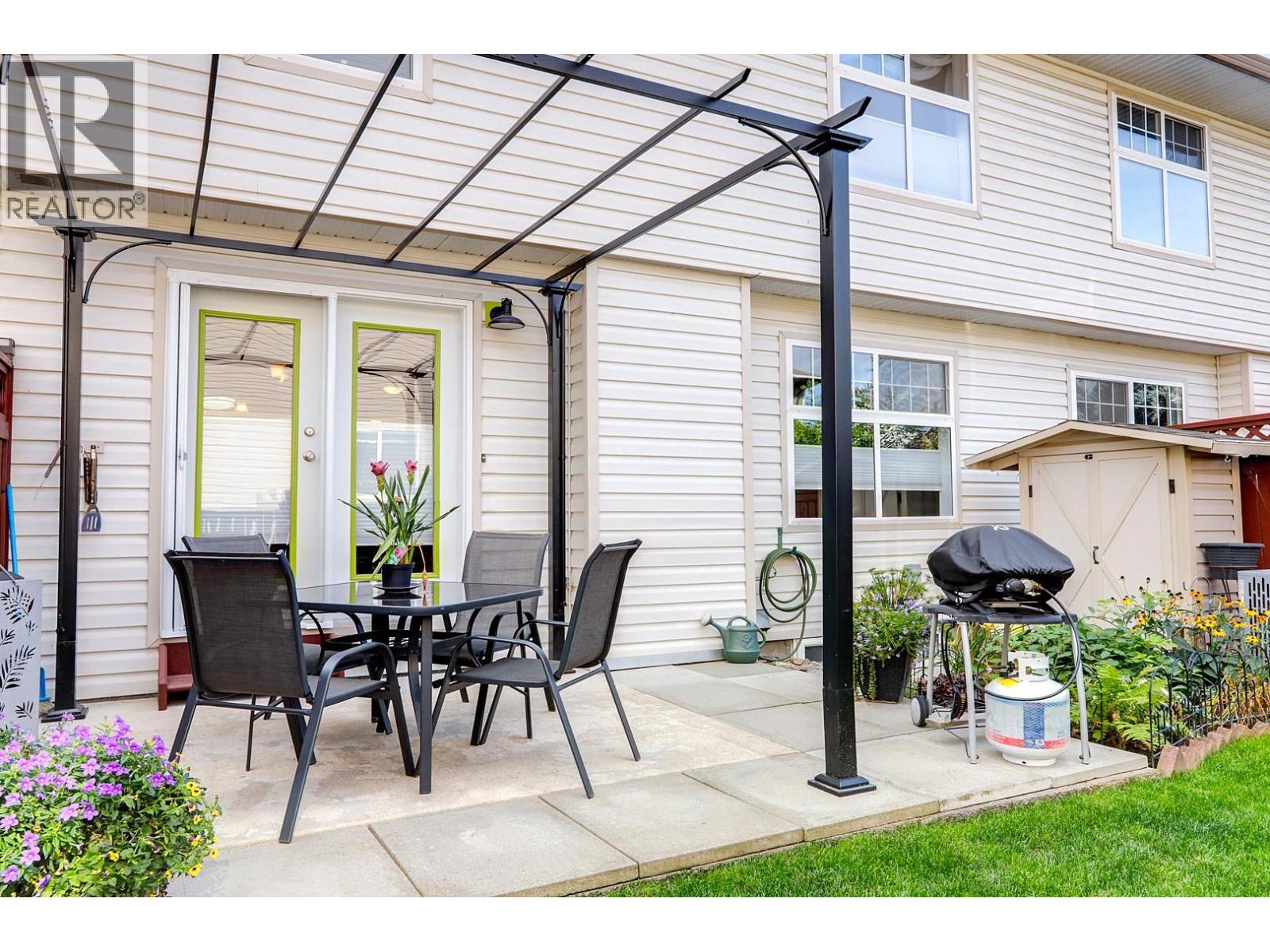 2395 Pleasant Valley Road Unit# 8, Armstrong