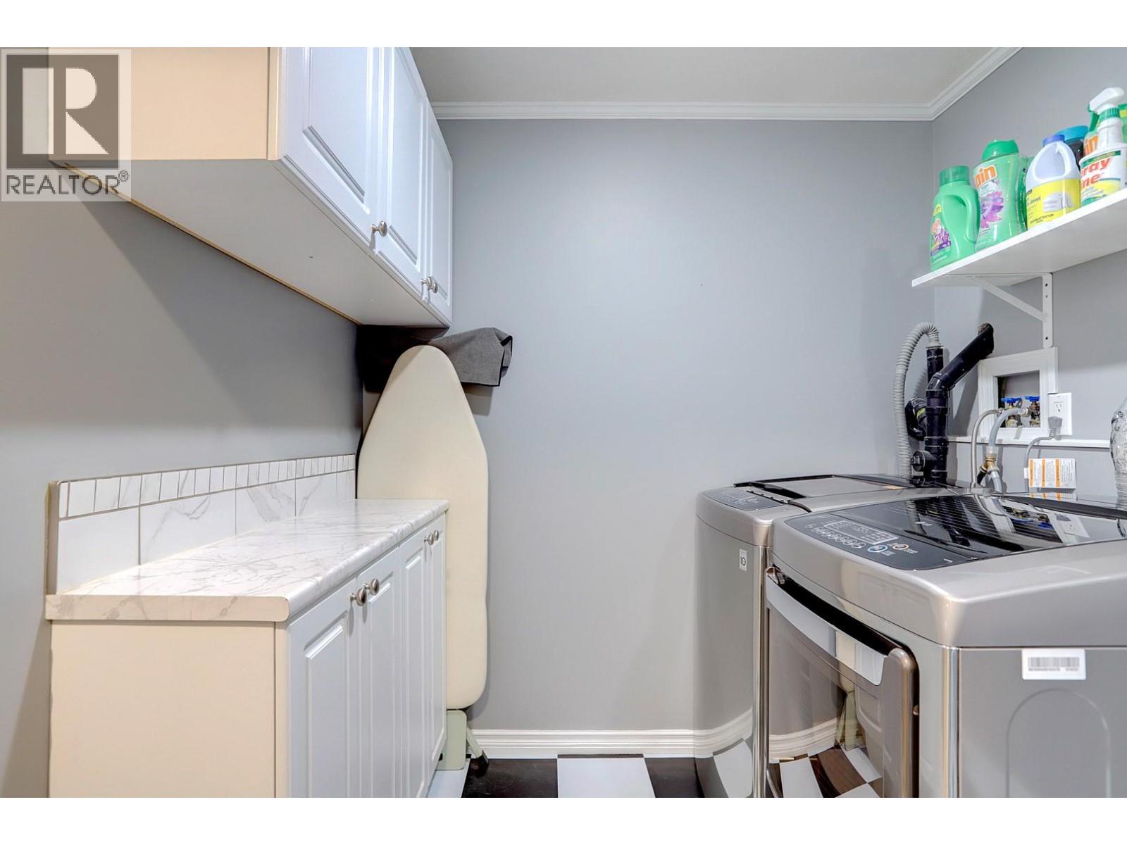 2395 Pleasant Valley Road Unit# 8, Armstrong