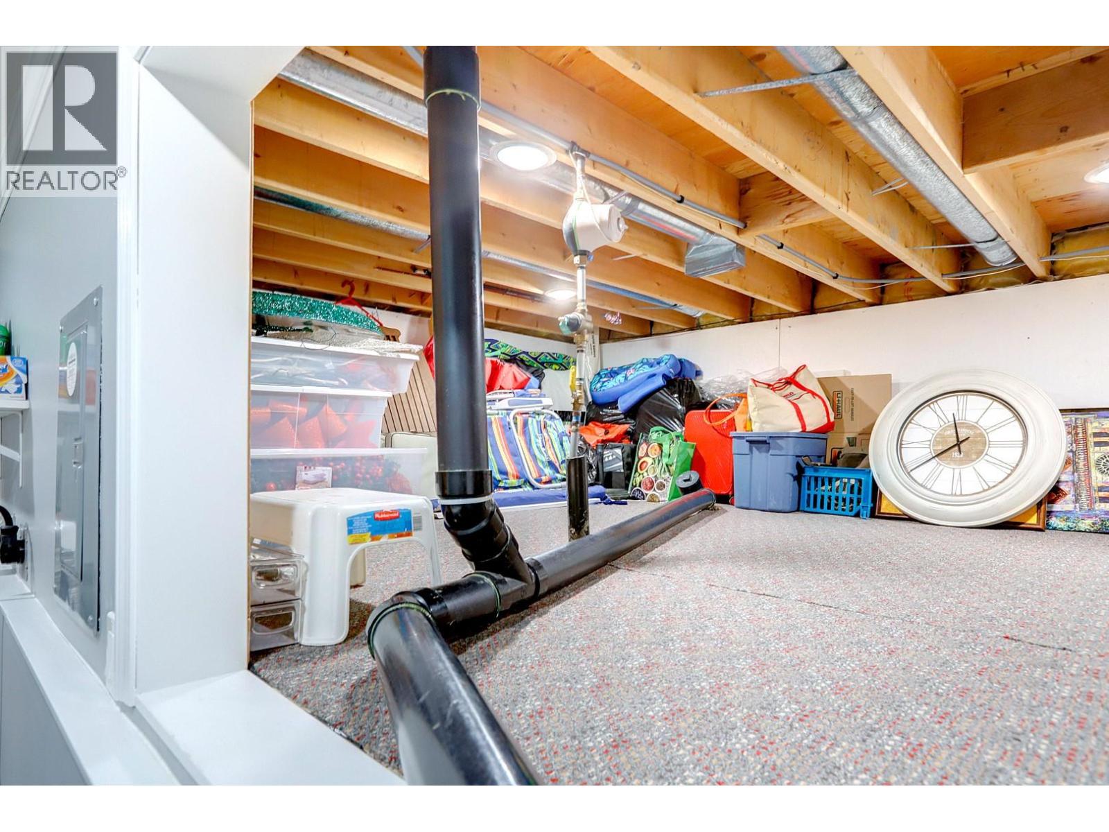 2395 Pleasant Valley Road Unit# 8, Armstrong