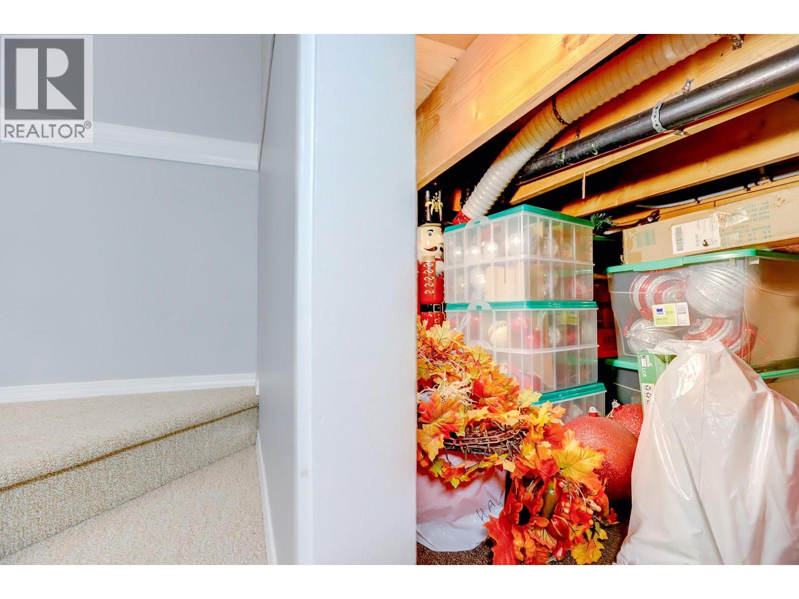 2395 Pleasant Valley Road Unit# 8, Armstrong