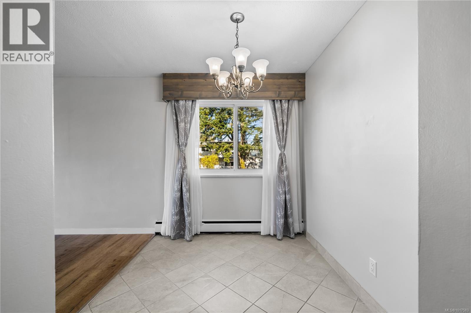 105 377 Dogwood St, Campbell River