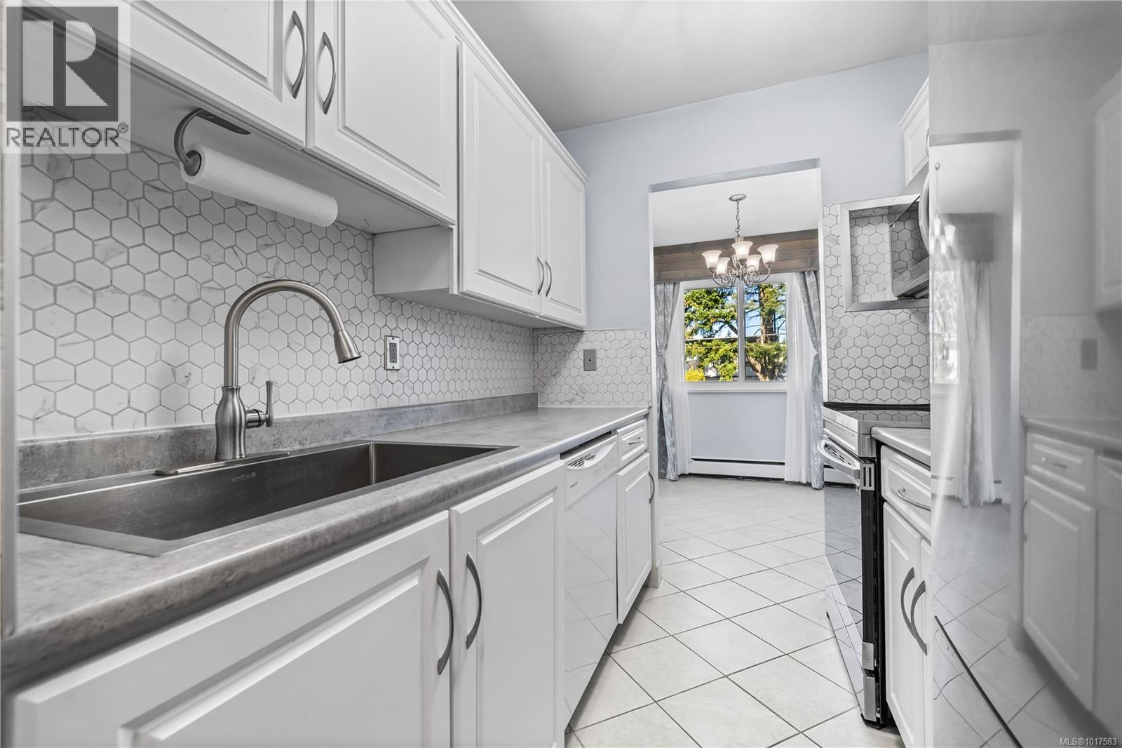 105 377 Dogwood St, Campbell River